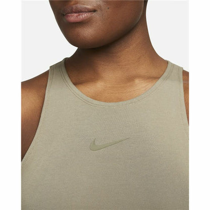 Camiseta deportiva para mujer Nike Sportswear Green